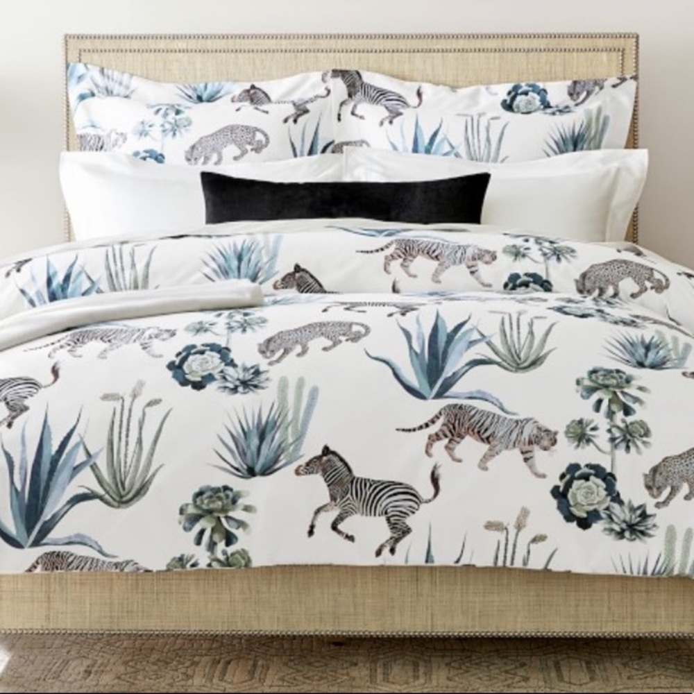 Sold Out Williams Sonoma Organic Zebra Cheetah Duvet Queen